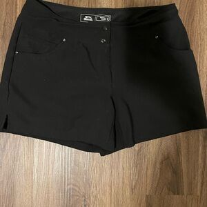 Black Women's Slazenger golf Shorts size 6